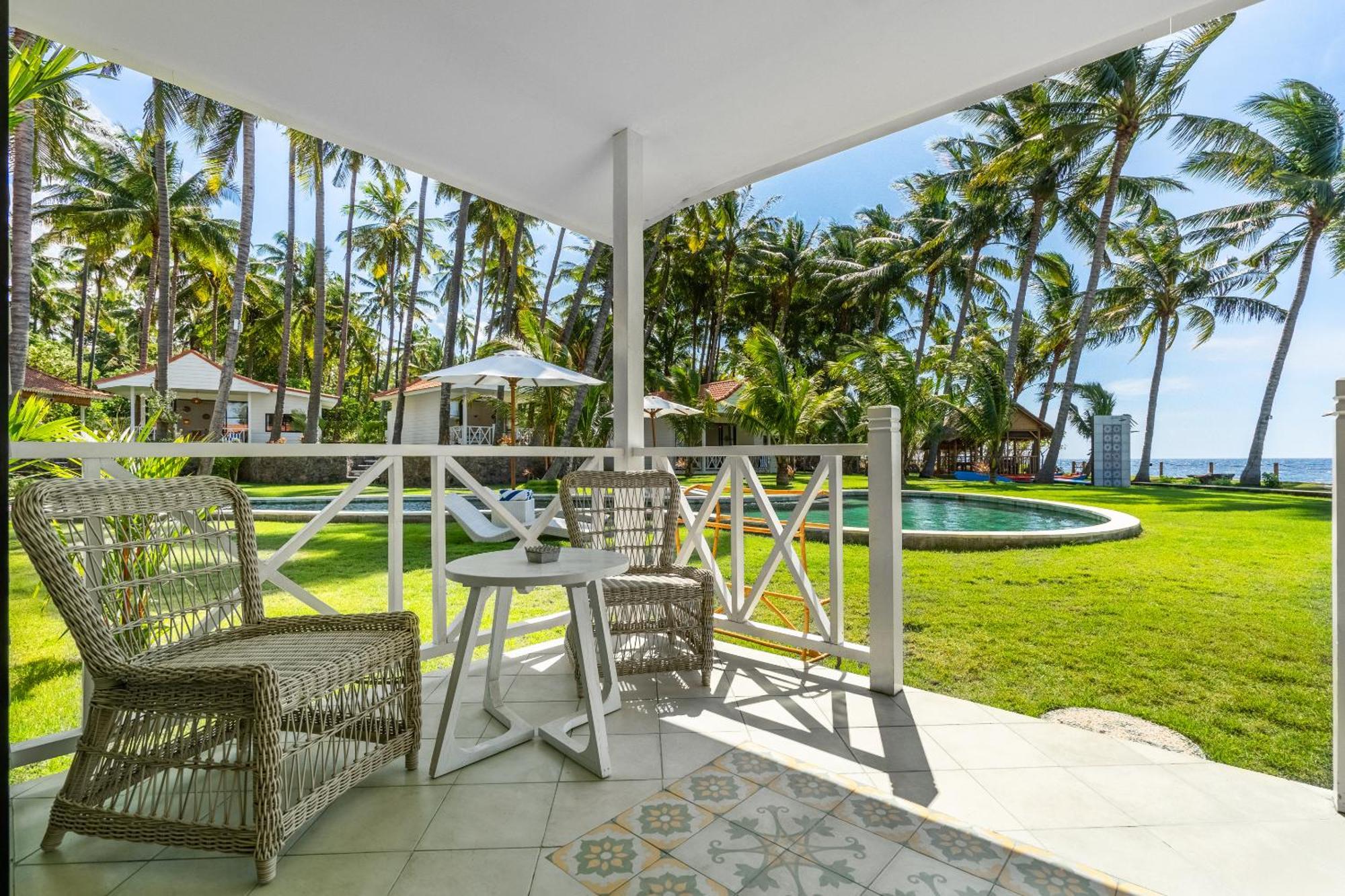Senang Resort Tianyar Exterior foto