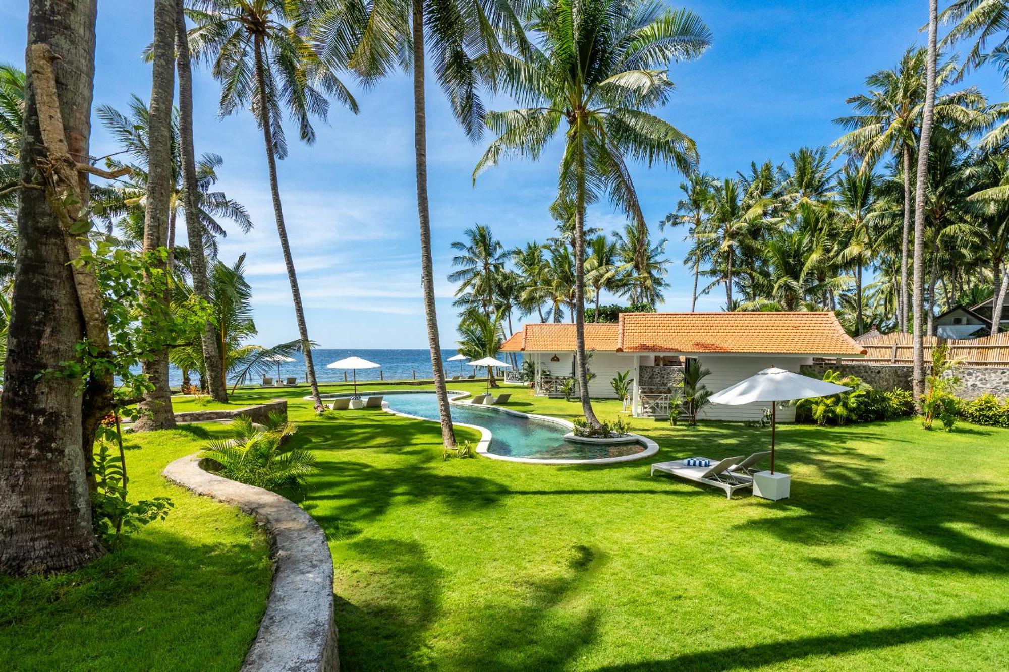 Senang Resort Tianyar Exterior foto